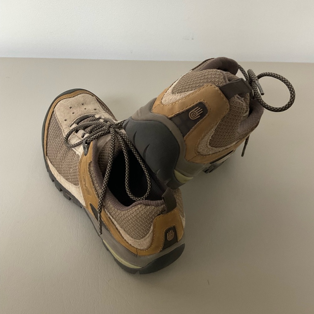 Teva Men’s Hiking Shoes - Picture 6 of 7